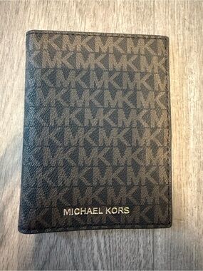 Michael Kors Signature Passport Holder